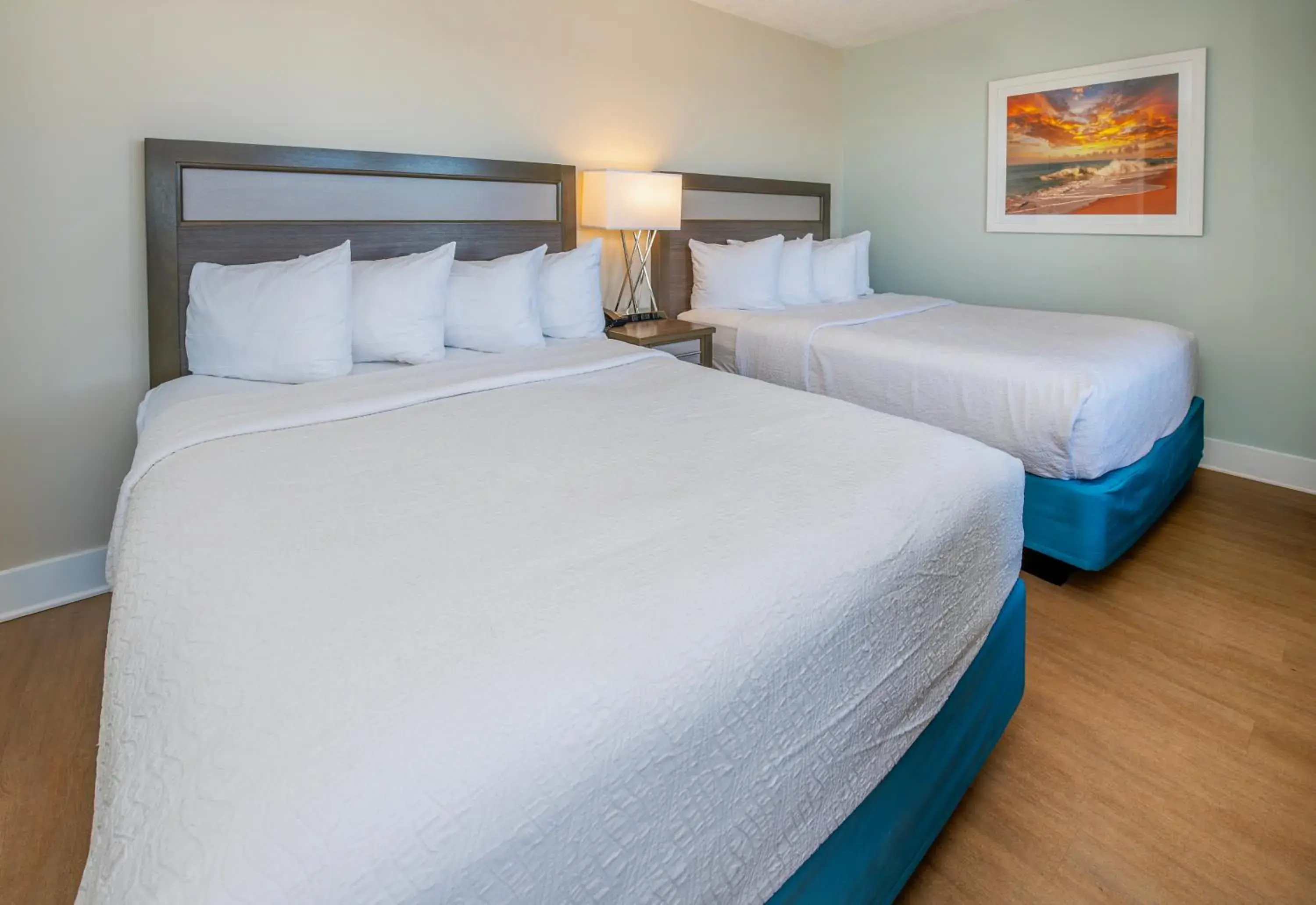 Queen Suite with Sea View in Commander Hotel & Suites Queen Suite with Sea View in Commander Hotel & Suites