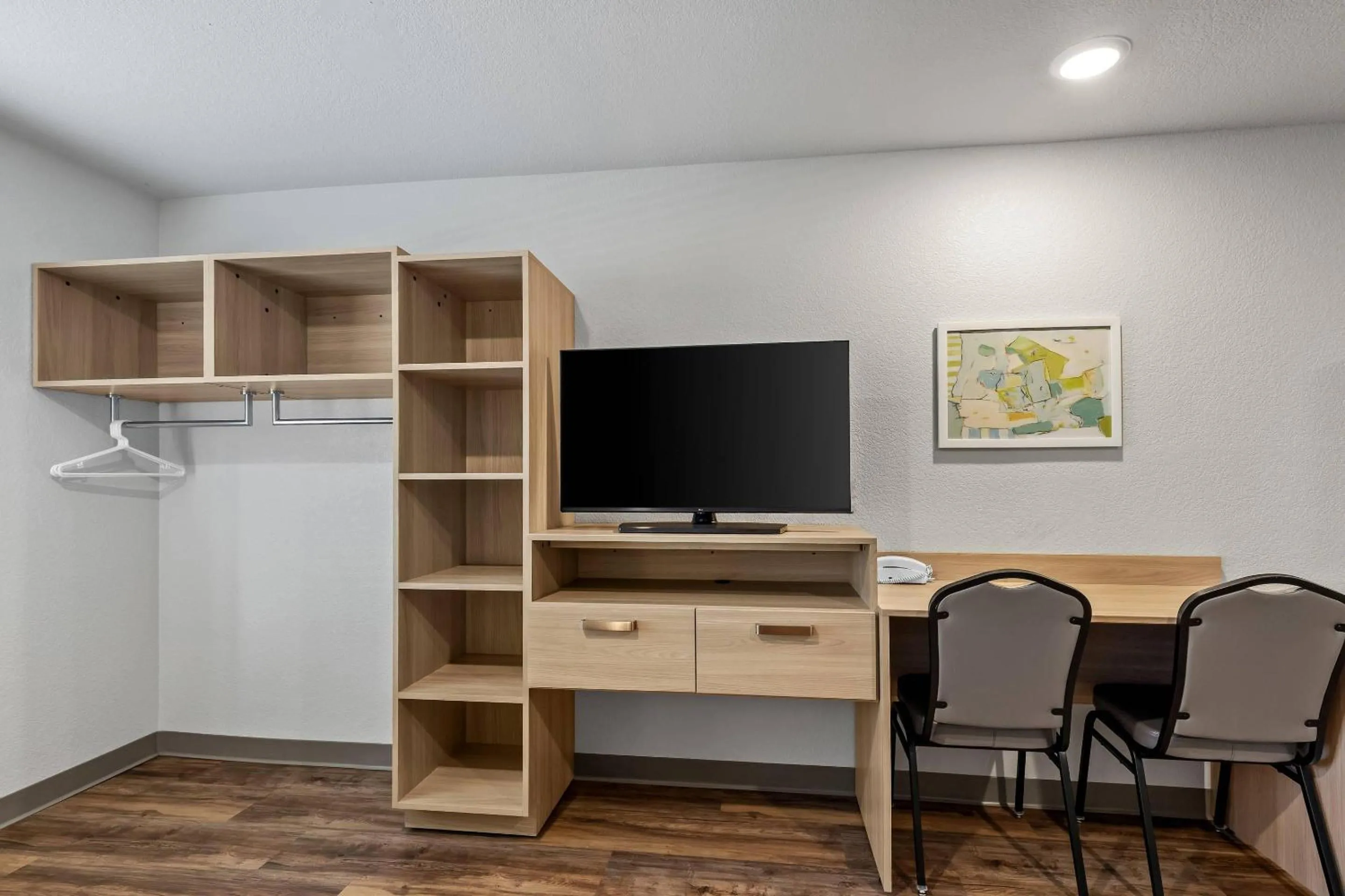 Bedroom in WoodSpring Suites St Peters-OFallon