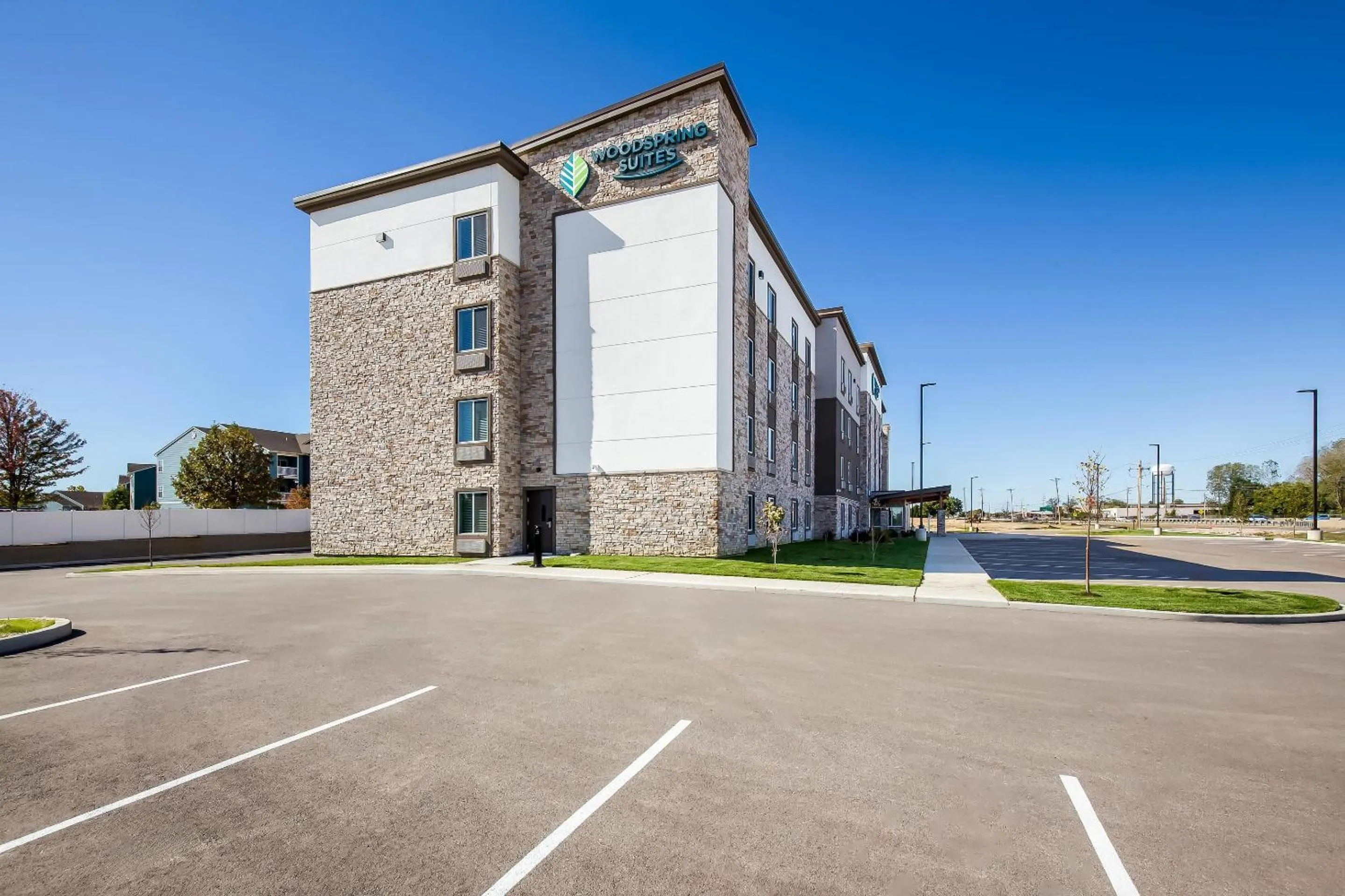 Property building in WoodSpring Suites St Peters-OFallon