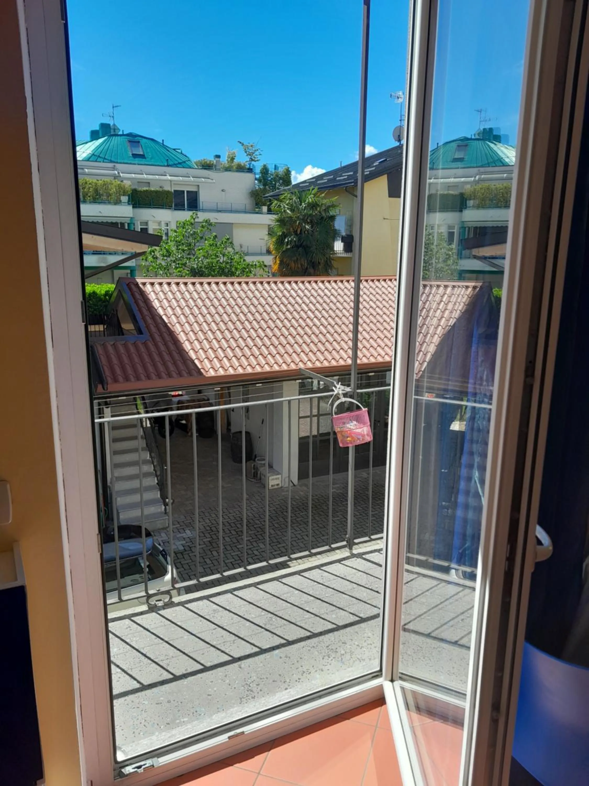 View (from property/room) in "B&B Sans égal", con CAMERE PRIVATE e APPARTAMENTI al PIANO TERRA a Biella