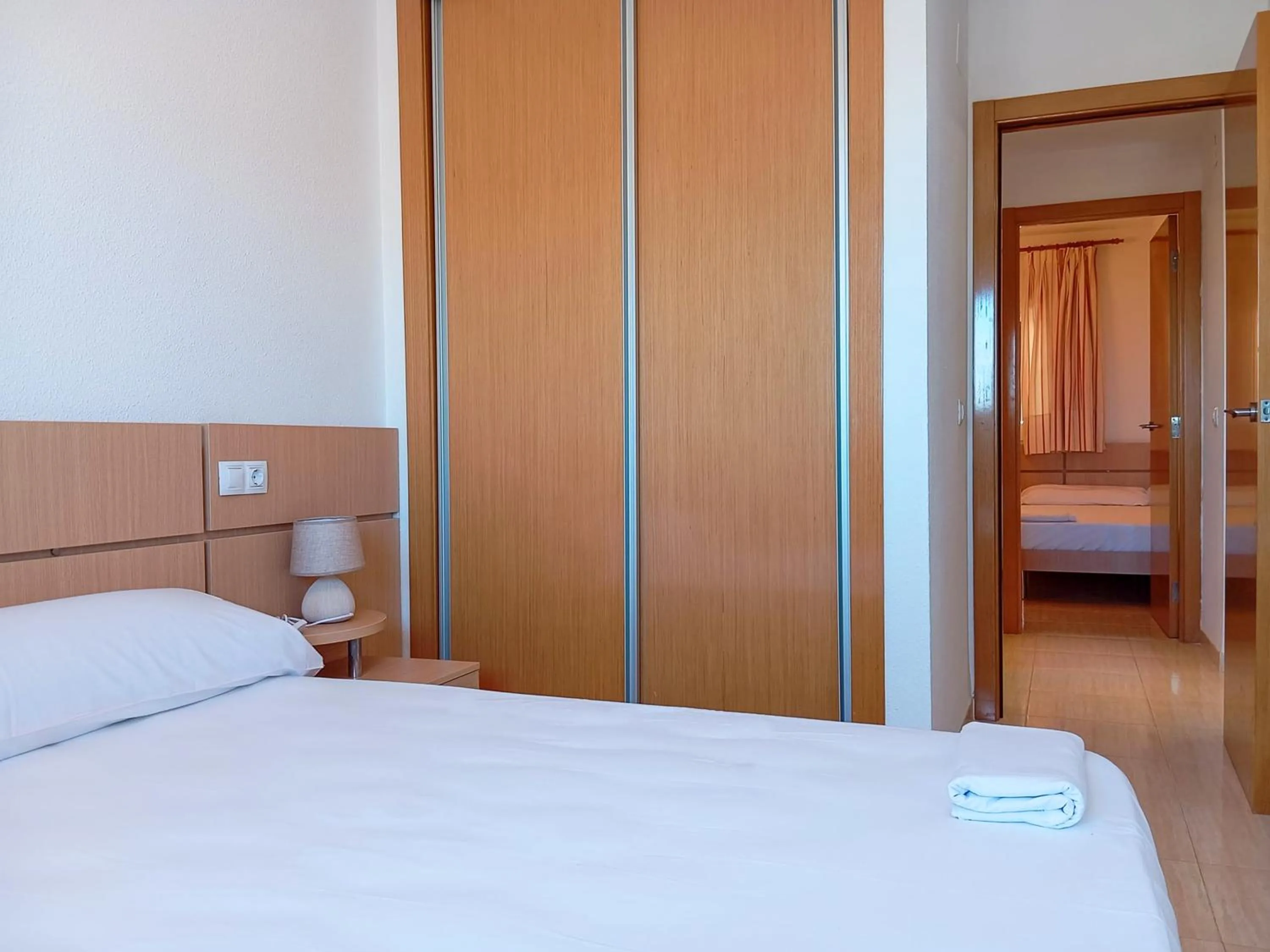 Bedroom, Bed in Apartamentos 3000 Marina D'Or