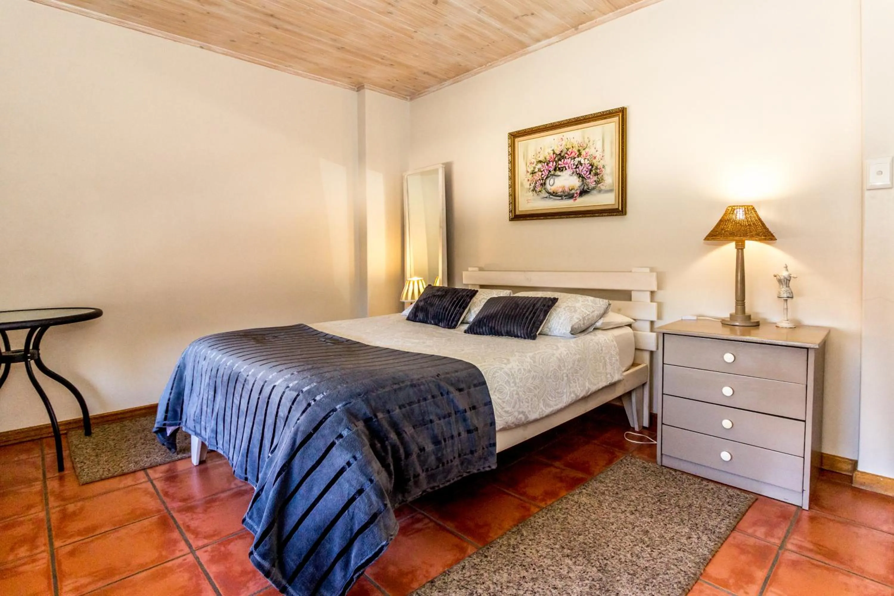 Bed in Walkerview Apartments