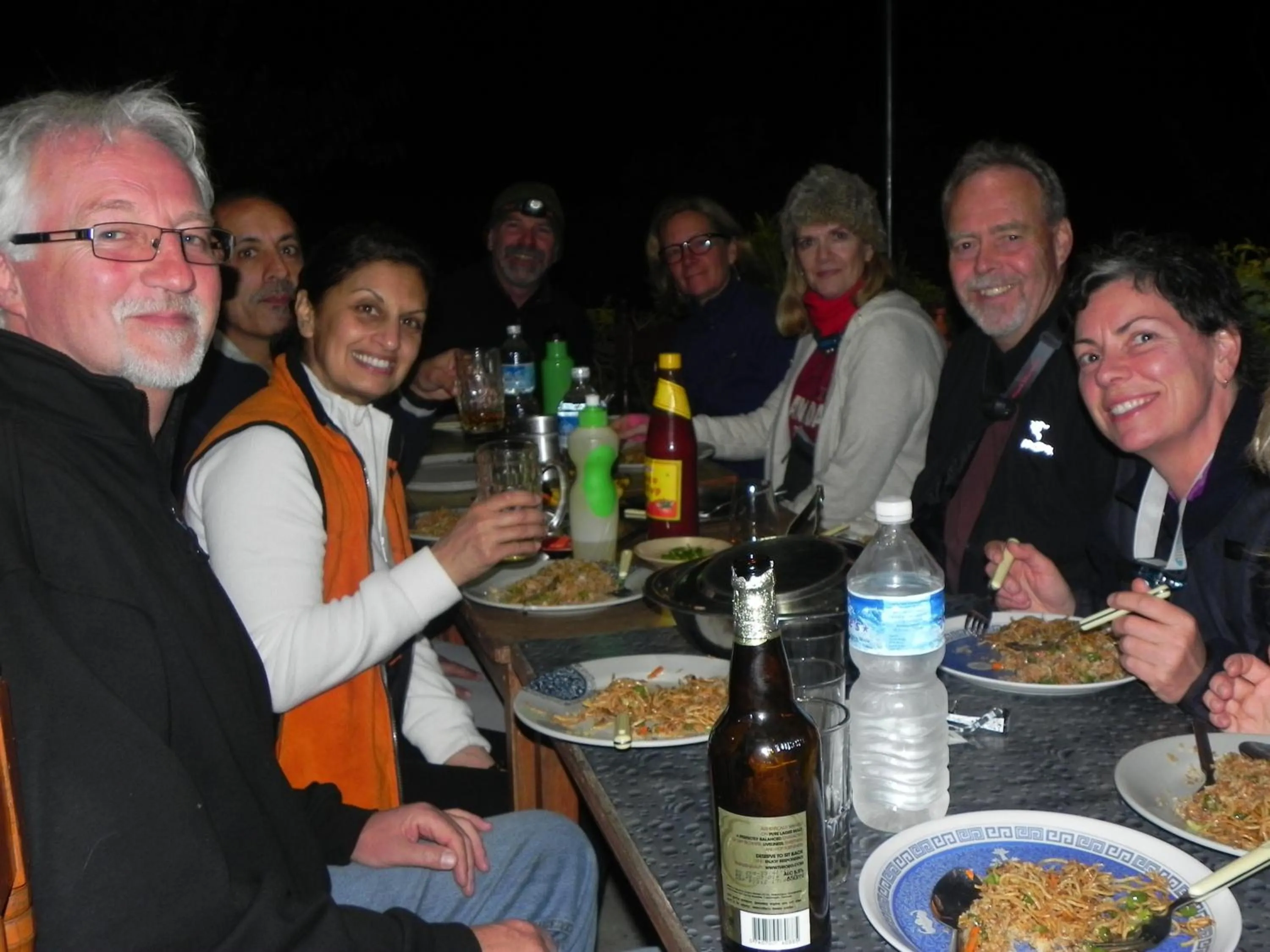 Restaurant/places to eat in Rupa View Guest house