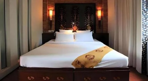 Holiday Garden Hotel