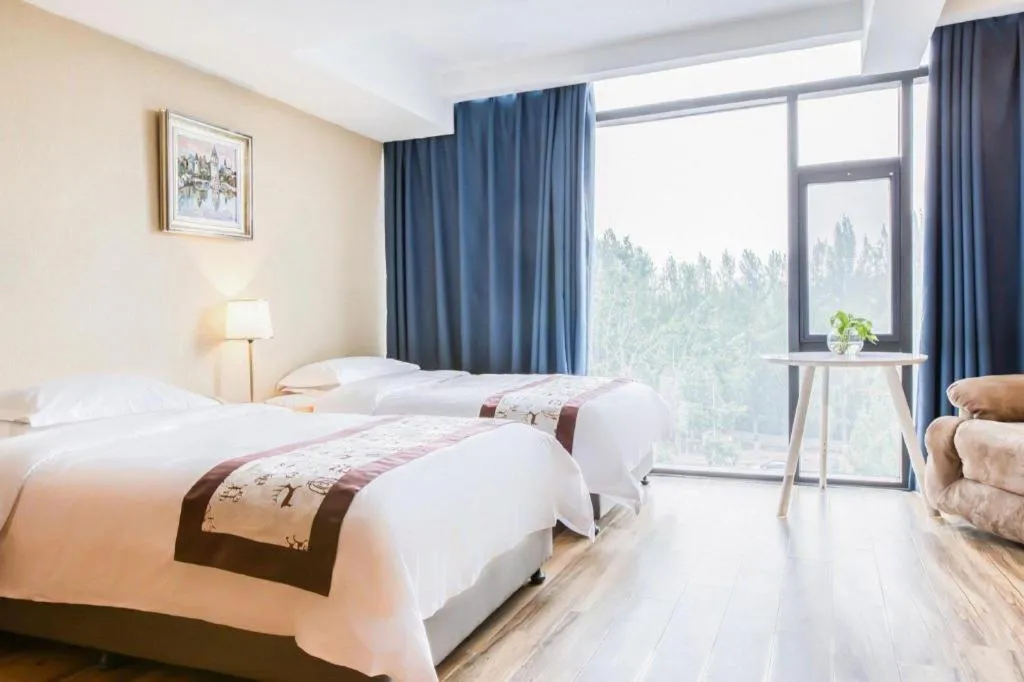 Bed in Changchun Garden Hotel