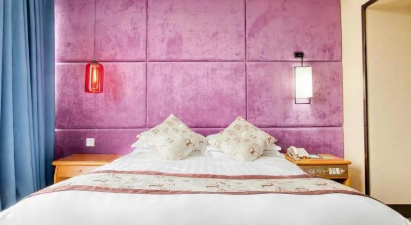 Bed in Changchun Garden Hotel