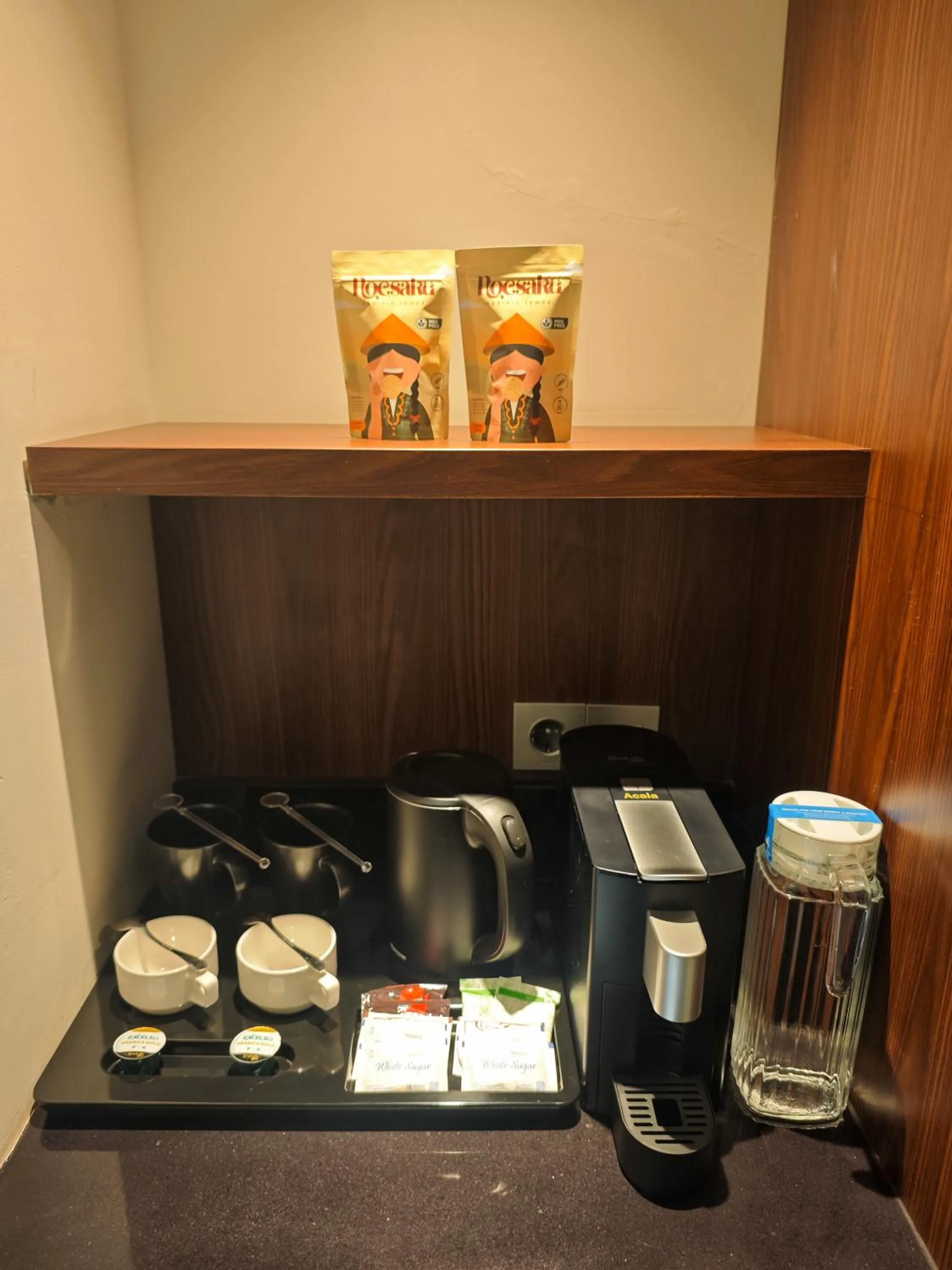 Azana Garden Hill Resort Blora