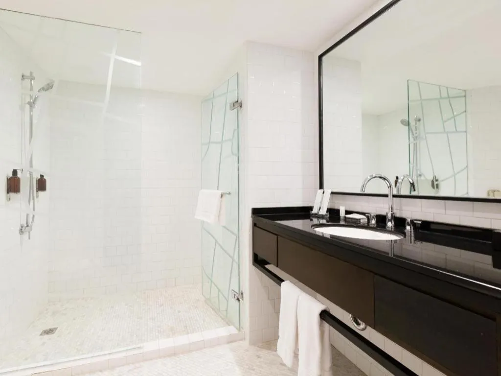 Beijing New World Center Tongpai Hotel