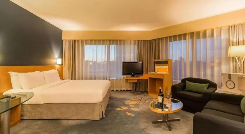 Bed in Beijing New World Center Tongpai Hotel