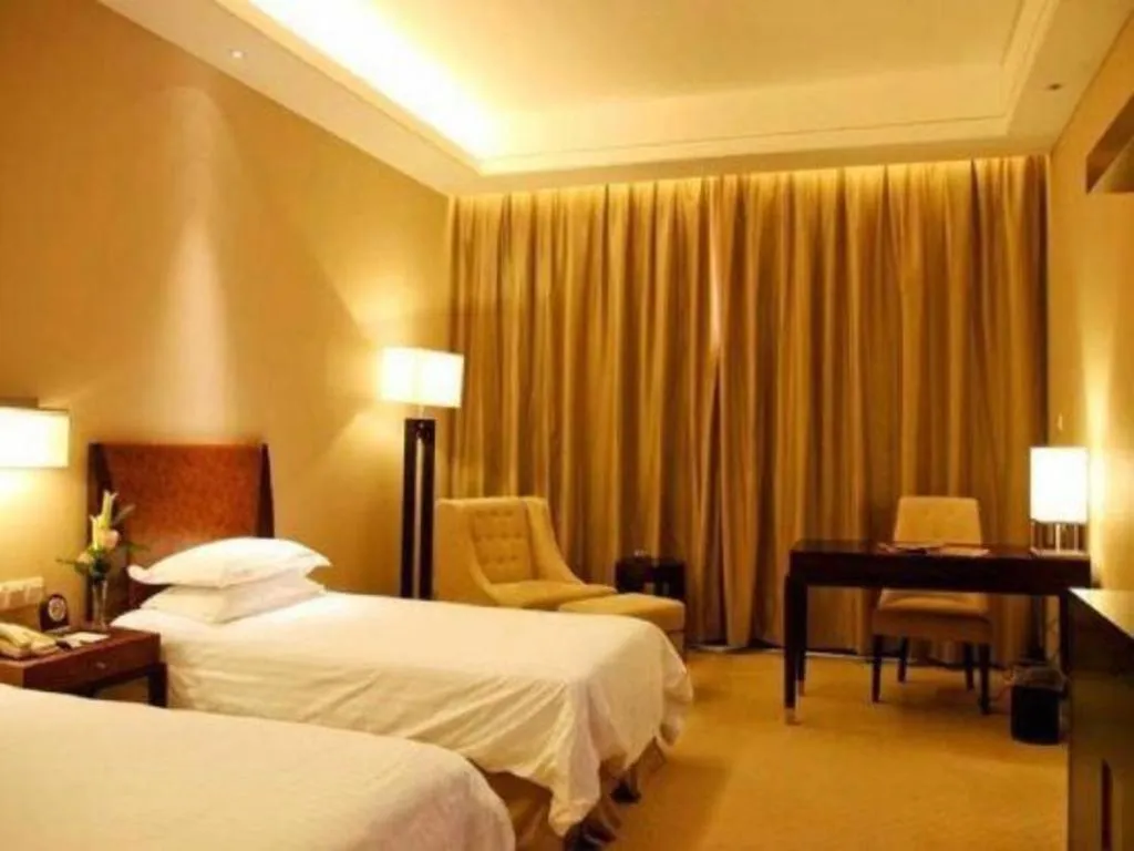 Bed in Jin Jiang Nanjing Hotel