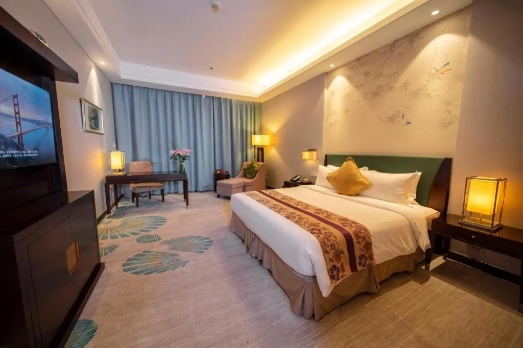 Bed in Jin Jiang Nanjing Hotel