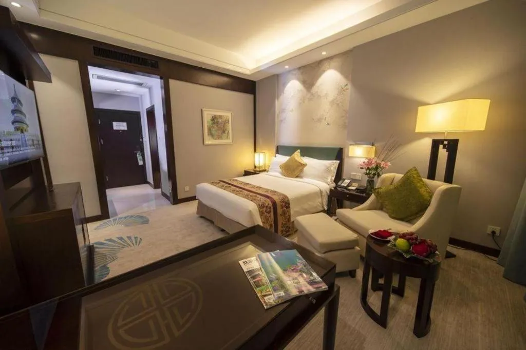 Bed in Jin Jiang Nanjing Hotel