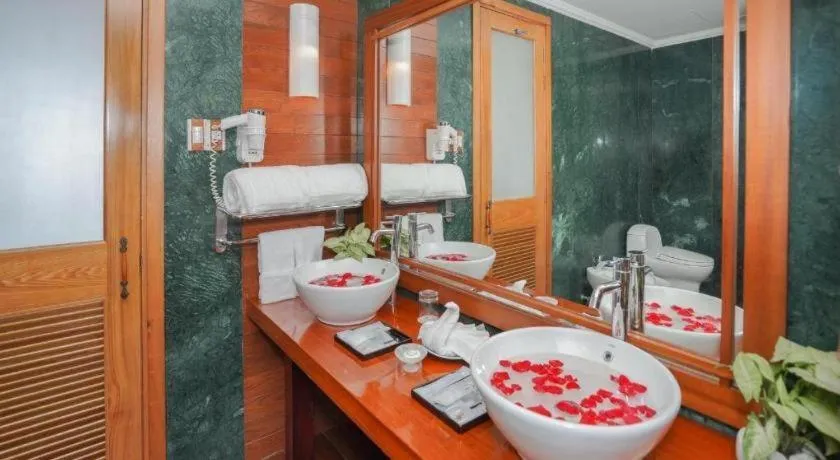 Senriver Hotel