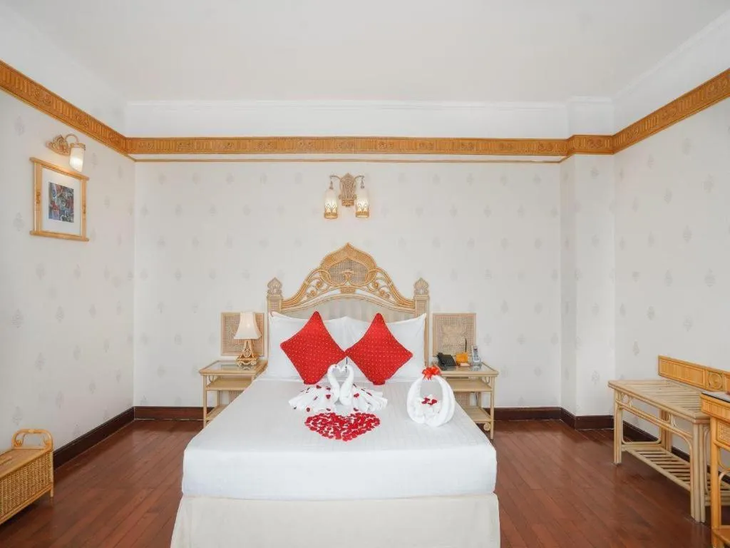 Bed in Senriver Hotel