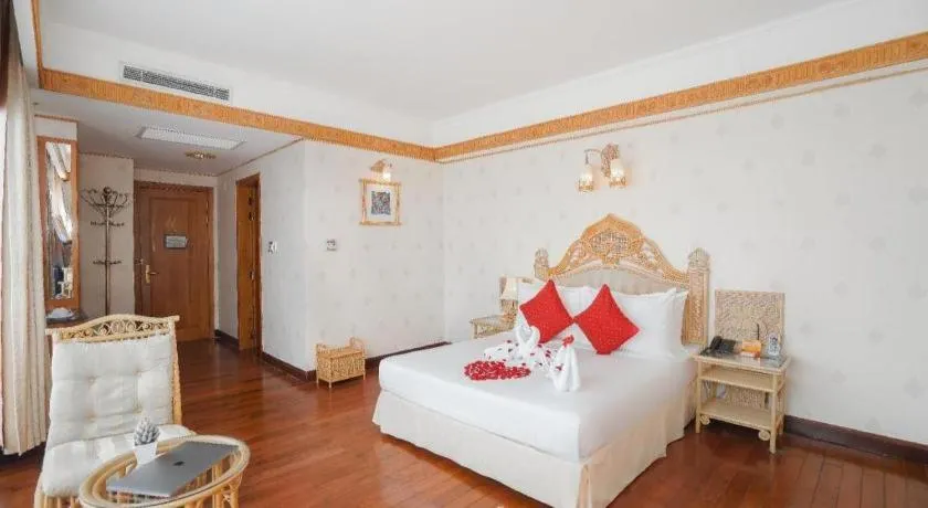 Bed in Senriver Hotel