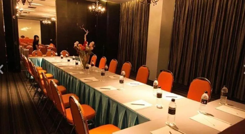 The Heritage Silom Hotel