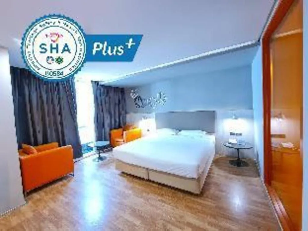 Bed in The Heritage Silom Hotel