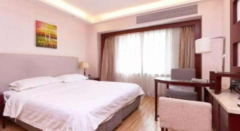 Bed in Starmoon Hotel