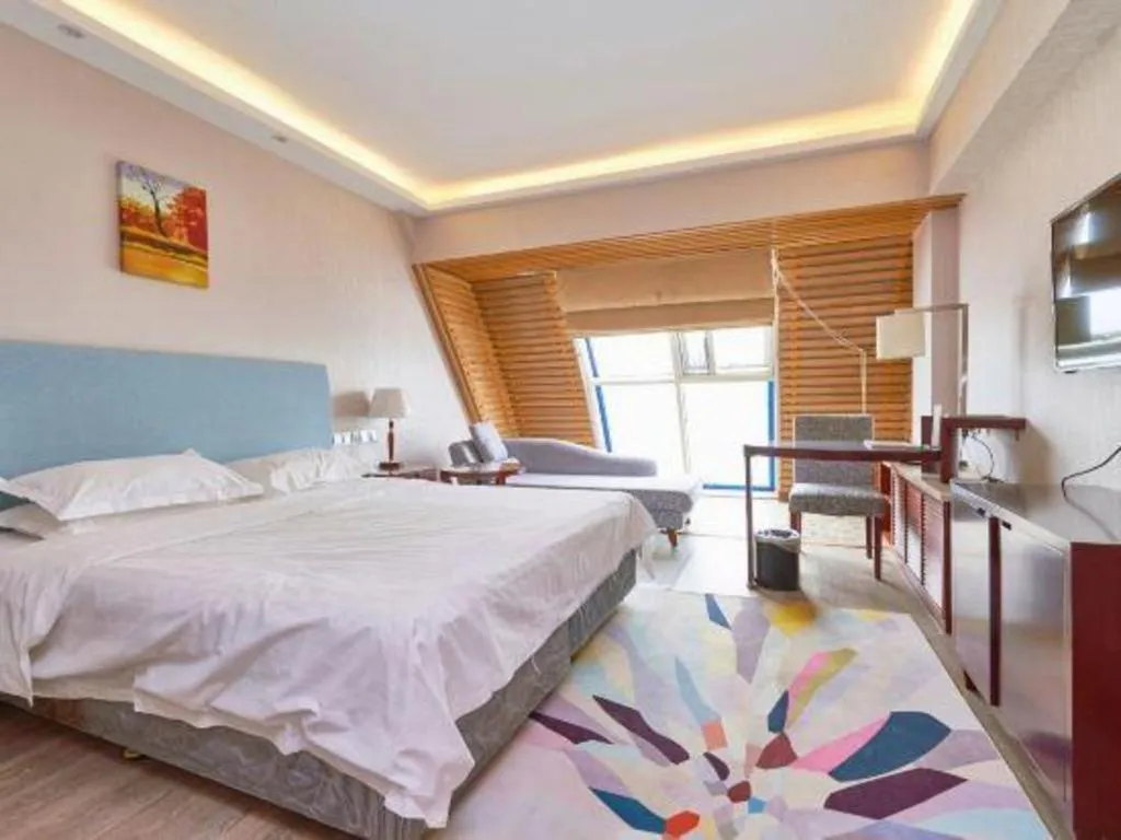 Bed in Starmoon Hotel