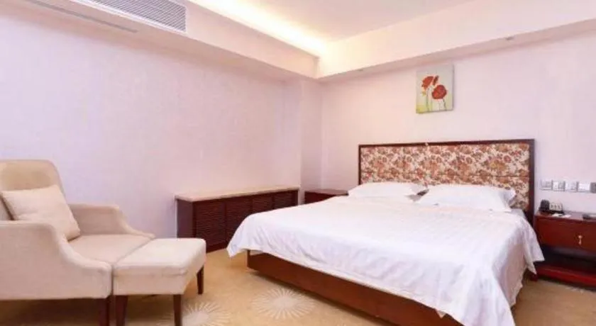 Bed in Starmoon Hotel