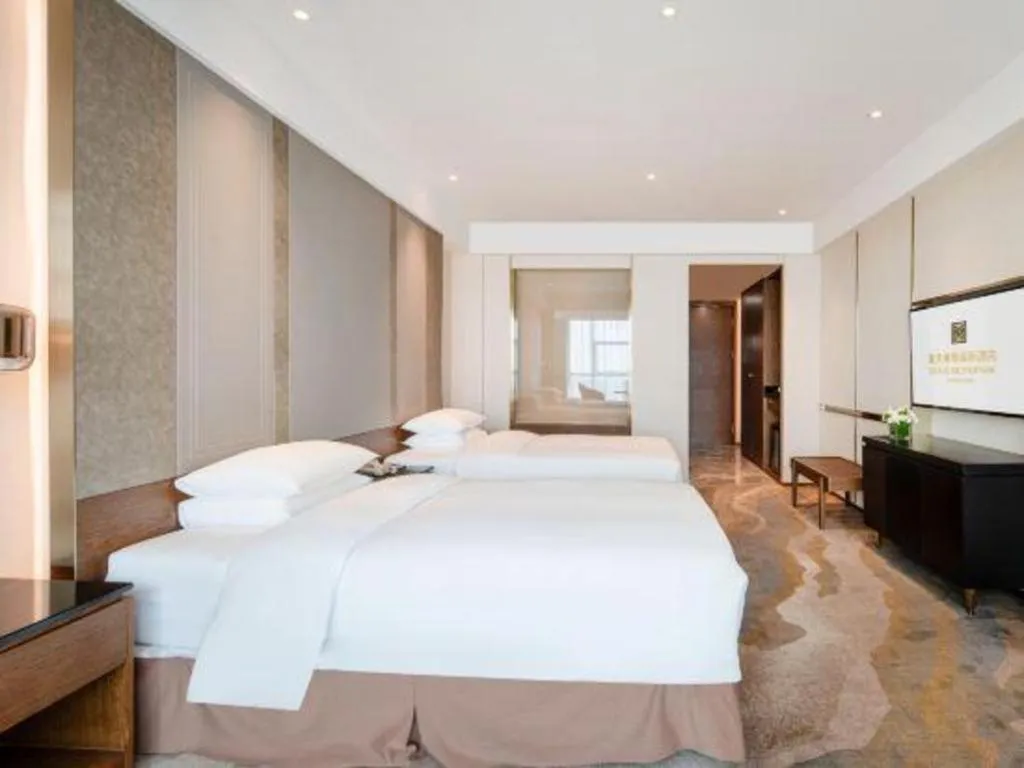 Bed in Grand Metropark Hotel Chongqing