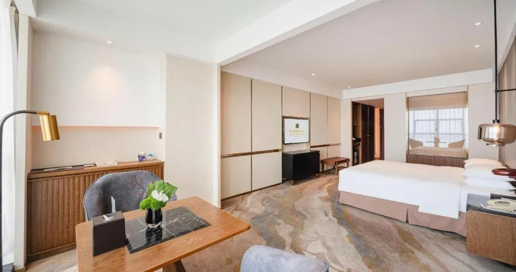 Bed in Grand Metropark Hotel Chongqing