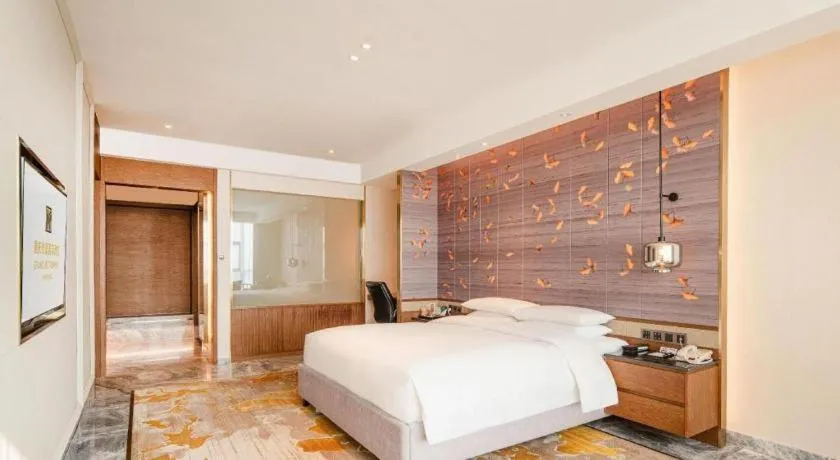 Bed in Grand Metropark Hotel Chongqing