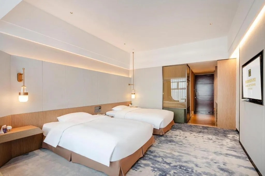 Bed in Grand Metropark Hotel Chongqing