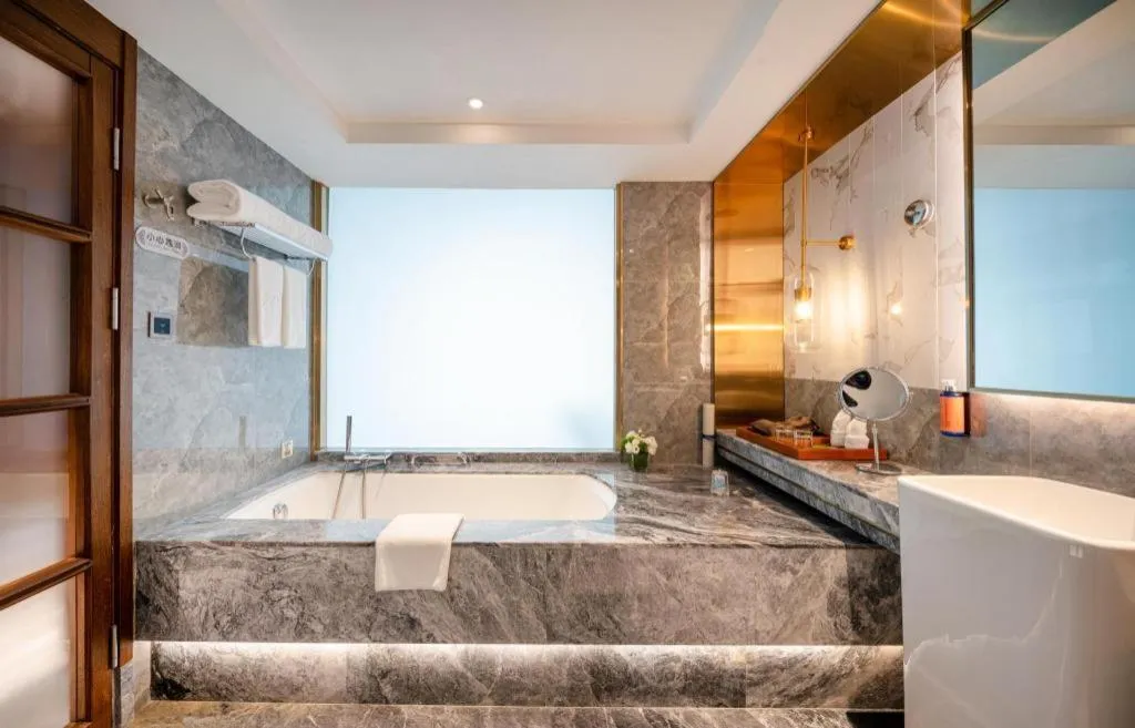 Bed in Grand Metropark Hotel Chongqing