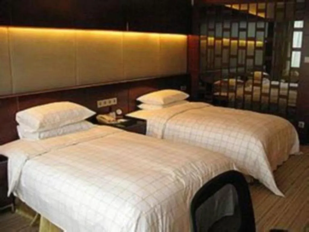 Bed in Grand Metropark Hotel Chongqing