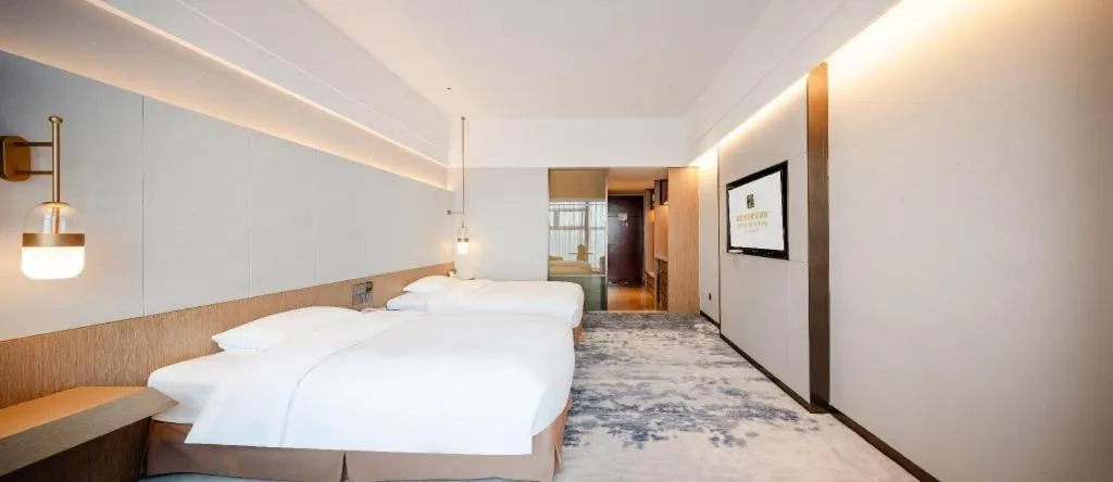 Bed in Grand Metropark Hotel Chongqing