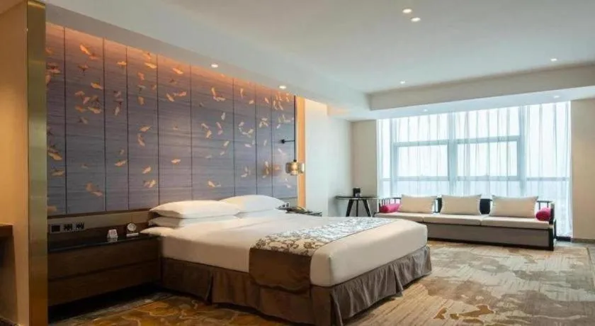 Bed in Grand Metropark Hotel Chongqing