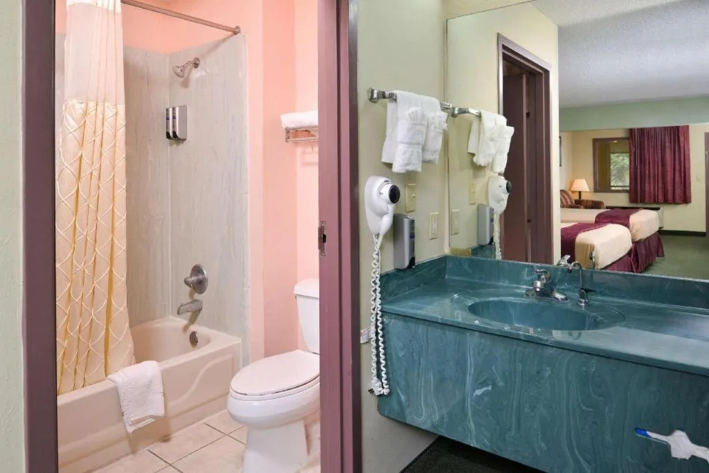 Americas Best Value Inn Gonzales