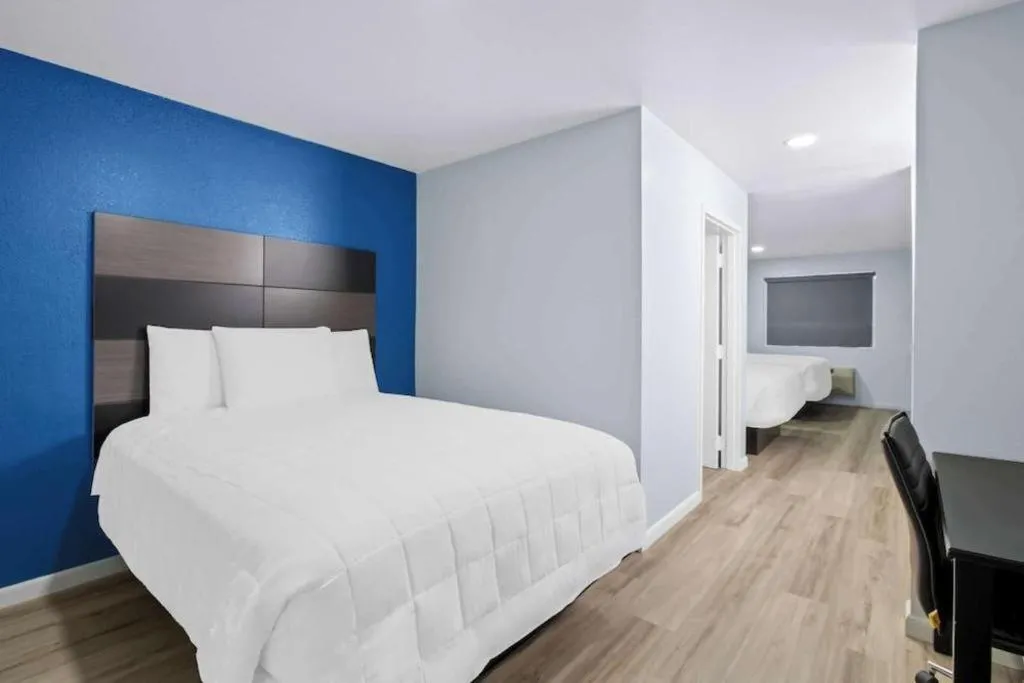 Americas Best Value Inn Gonzales