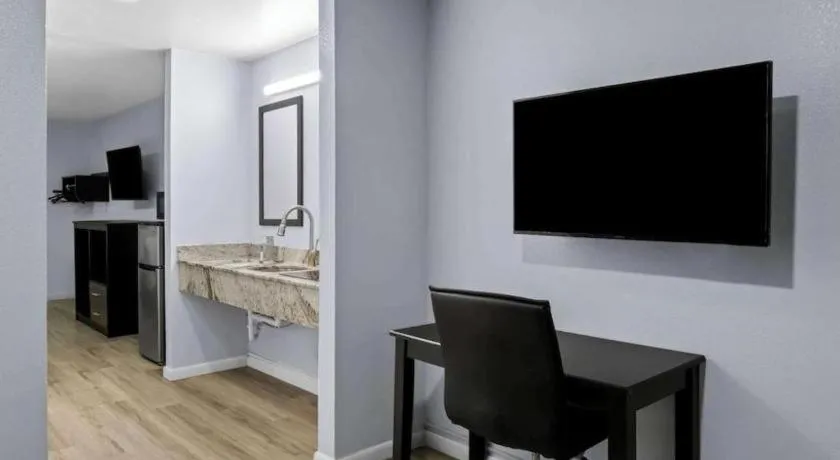 Americas Best Value Inn Gonzales