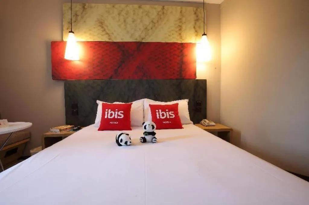 Bed in Ibis Ya An Langqiao