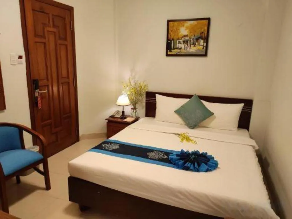 Bed in Hồng Hạc hotel