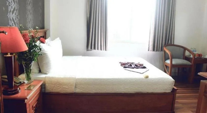 Bed in Hồng Hạc hotel