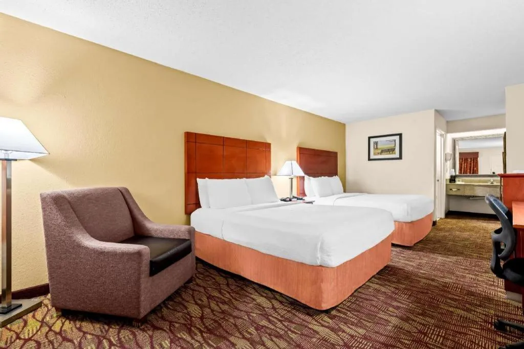 Bed in Best Western Inn