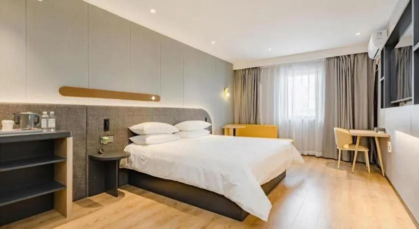 Bed in Jinjiang Inn Qingdao Development Zone Jinggangshan Rd.