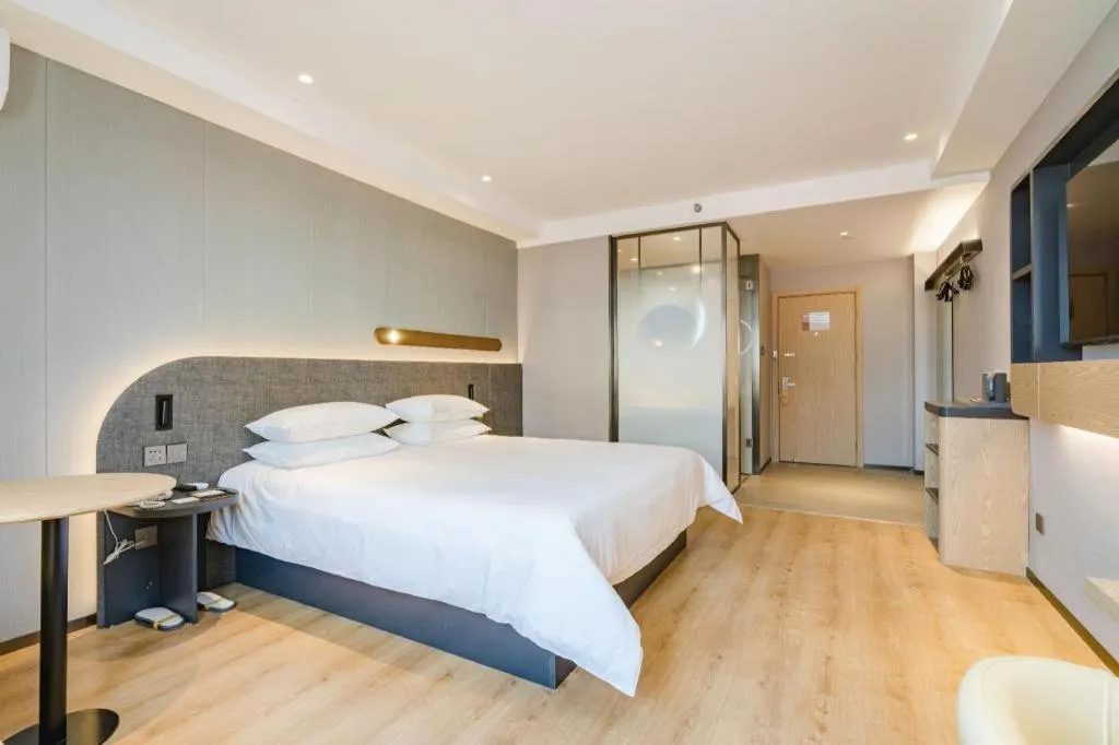 Bed in Jinjiang Inn Qingdao Development Zone Jinggangshan Rd.