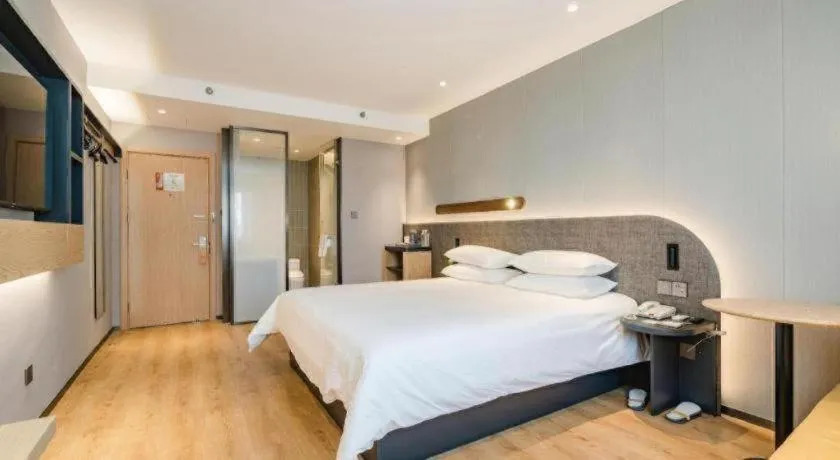 Bed in Jinjiang Inn Qingdao Development Zone Jinggangshan Rd.