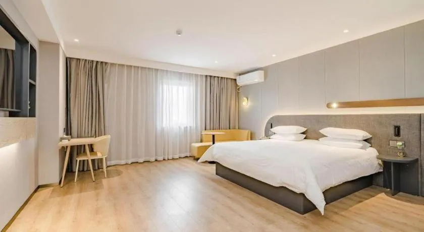Bed in Jinjiang Inn Qingdao Development Zone Jinggangshan Rd.