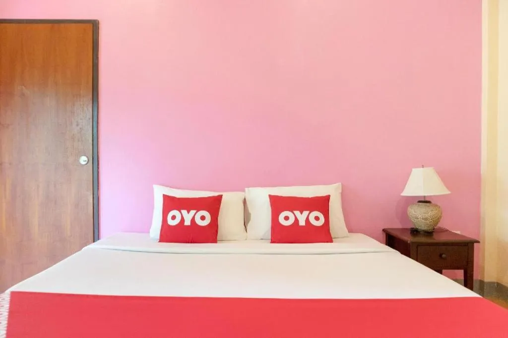 Bed in OYO 1046 Noppharat resort