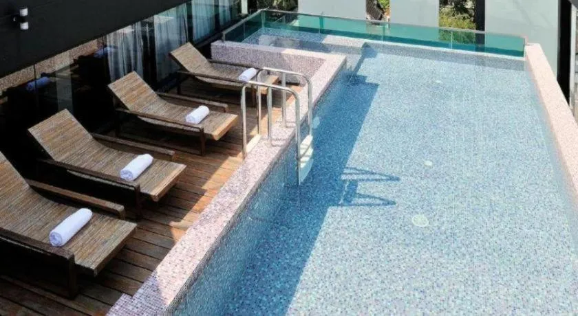 Hiptique Sukhumvit 13