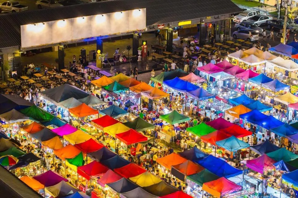 Hiptique Sukhumvit 13