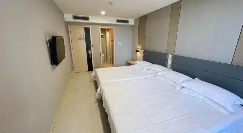 Bed in Jinjiang Inn Jinzhou Luoyang Road