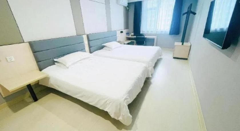Bed in Jinjiang Inn Jinzhou Luoyang Road