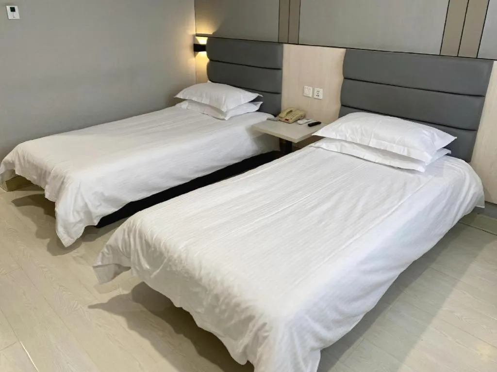 Bed in Jinjiang Inn Jinzhou Luoyang Road