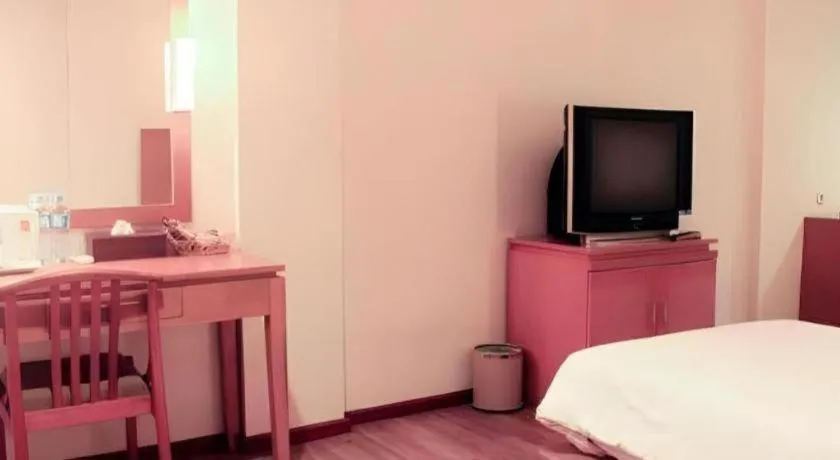 Bed in Hotel Grand Anugerah